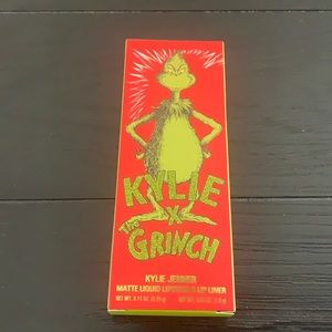 Kylie Grinch Matte Liquid Lipstick & Lip Liner